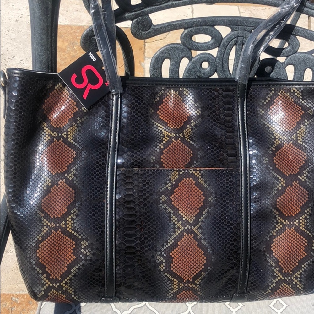 Python Snake Textured Embossed Tote & Pouchette-Boutique